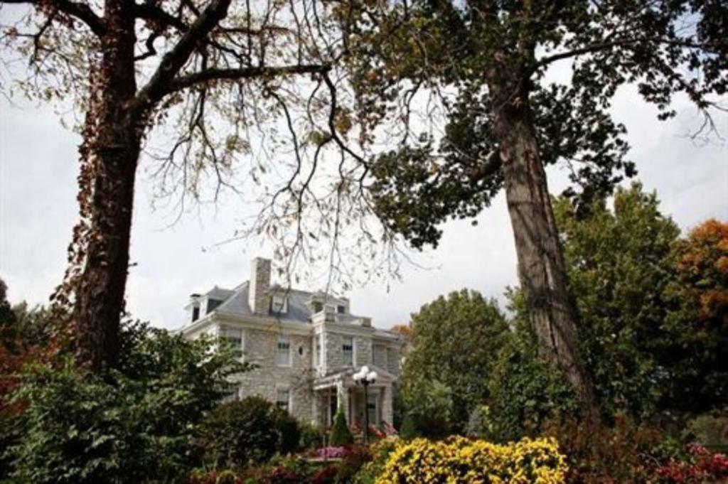 Hawthorn Bed And Breakfast 인데펜던스 외부 사진