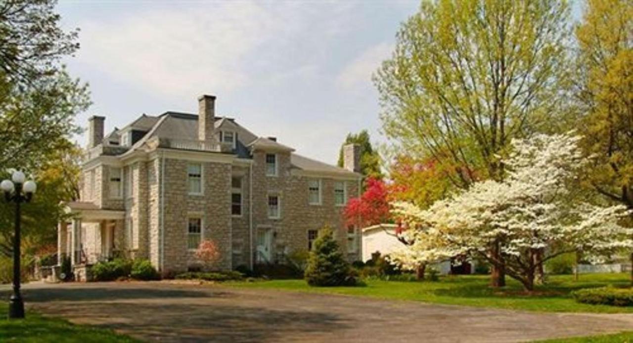 Hawthorn Bed And Breakfast 인데펜던스 외부 사진